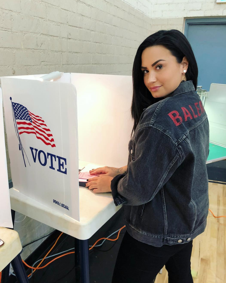 Demi Lovato röstar i USA:s mellanårsval Demi Lovato röstar i USA:s mellanårsval